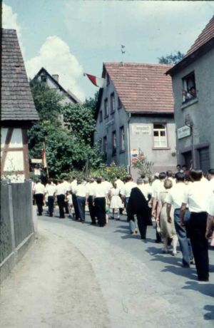 Fahnenweihe der Sängerlust 1959 Bild 13a