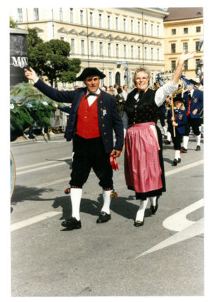 Trachtengruppe / Oktoberfest München 1995 Seite 06