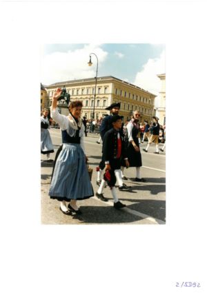 Trachtengruppe / Oktoberfest München 1995 Seite 14