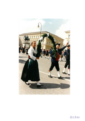 Trachtengruppe / Oktoberfest München 1995 Seite 17